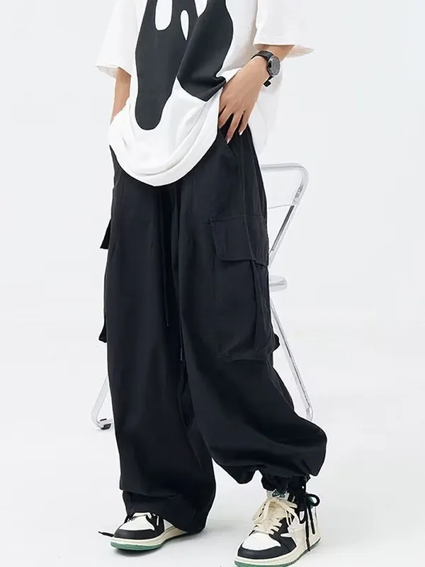 Lockere Cargohose mit Street Pocket Patch
